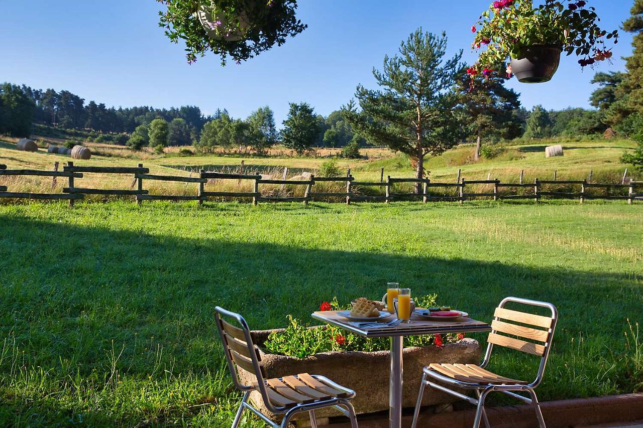 Les Hameaux De Lozere Sure Hotel Collection By Best Western Fournels Eksteriør billede